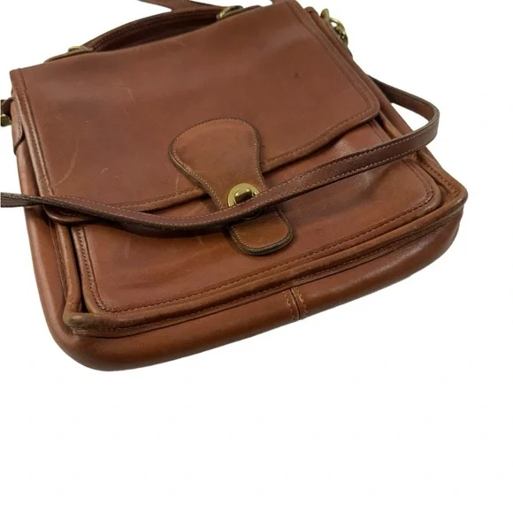 Vintage Coach British Tan Leather Station Crossbody Bag - Picture 7 of 16